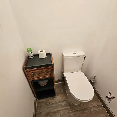 Renove Independant Avec Garage Au Centre Du Village Apartment *